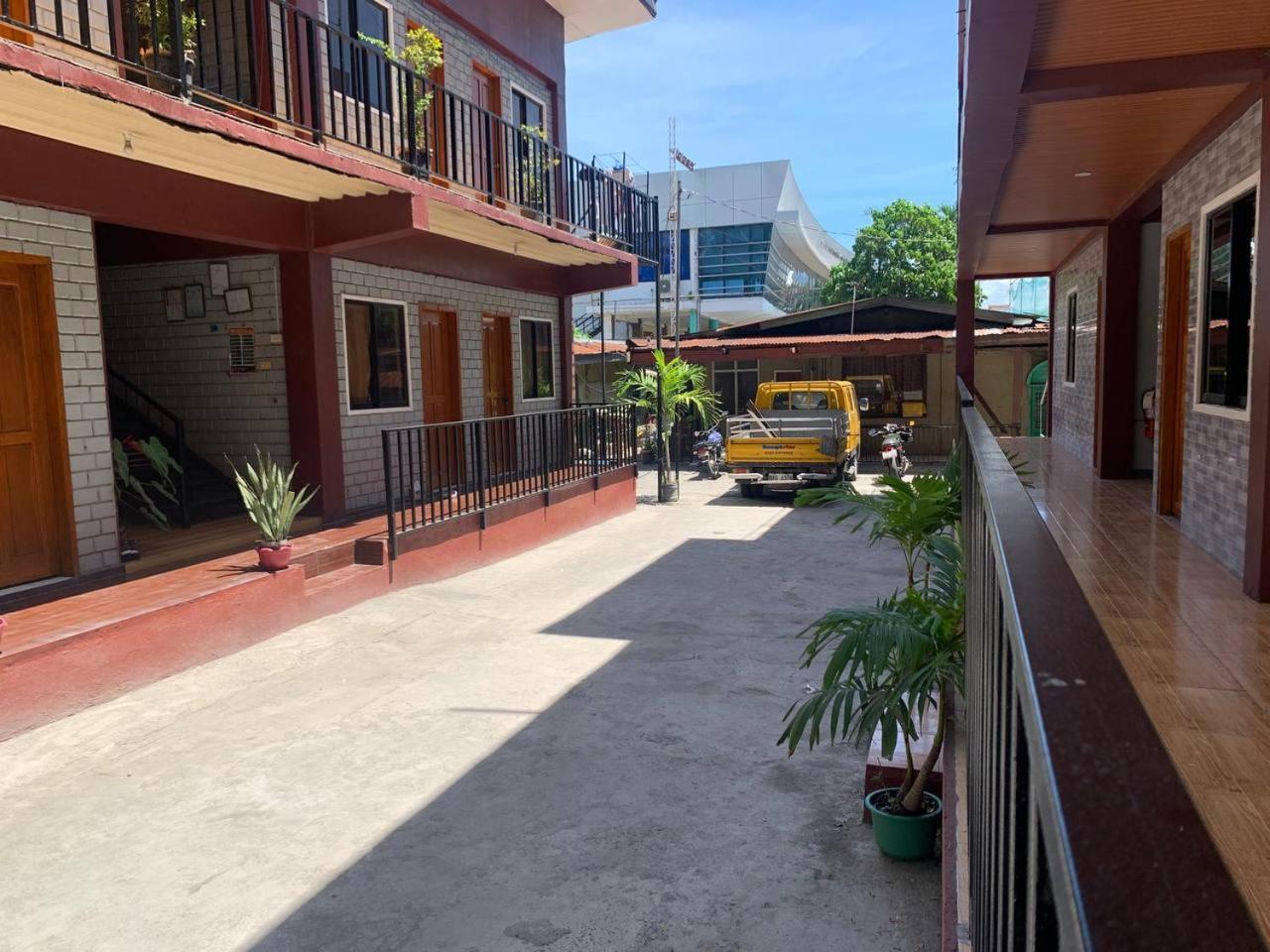 Llaguno City Inn General Santos City Exteriör bild